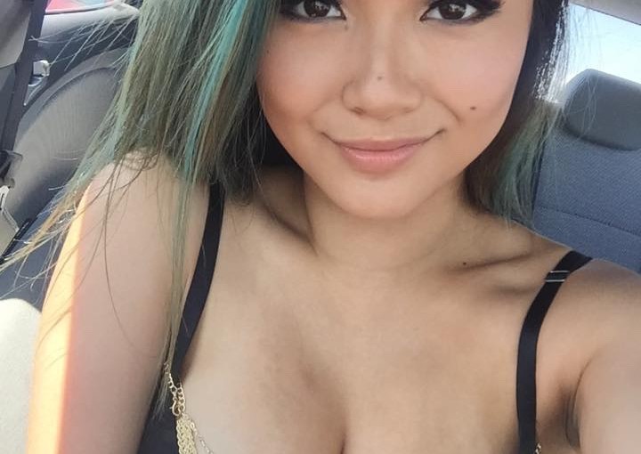 busty asian girl car selfie