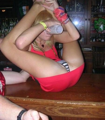 drunk bar girls panties