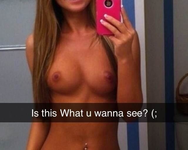 nude snapchat selfie